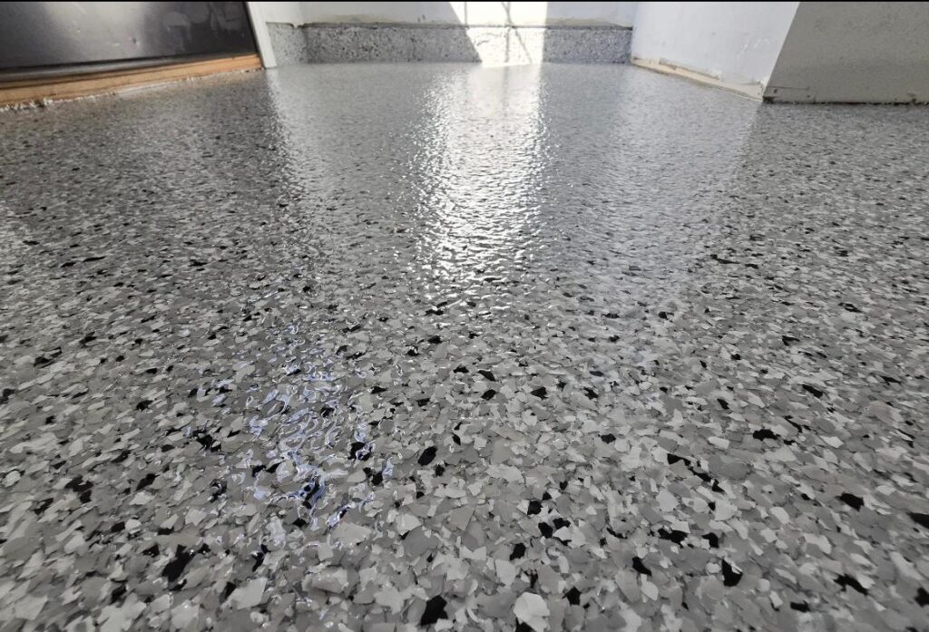 Flake Epoxy Resin Floor grey Garage