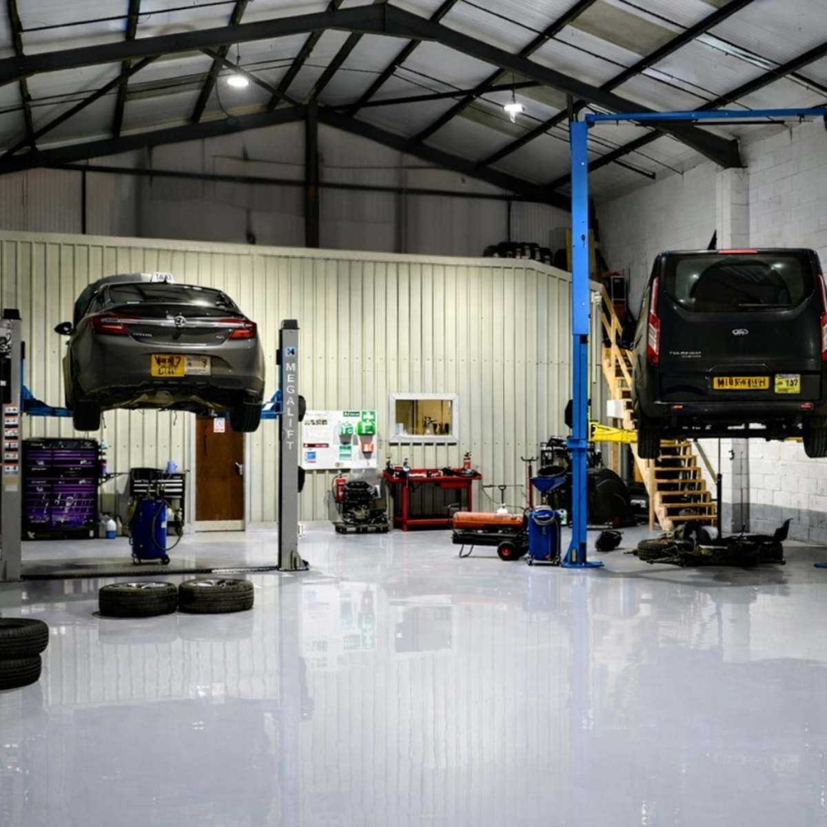 Commercial Garage Flooring Epoxy Resin UK